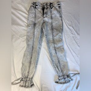 Something Navy Jeans